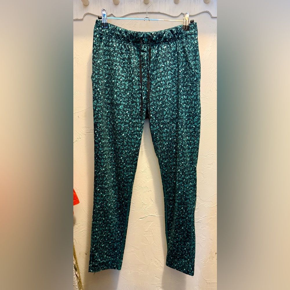 Lululemon Jet Crop (Slim) *Luxtreme Mountain Peaks Black Forage Teal - Picture 9 of 14
